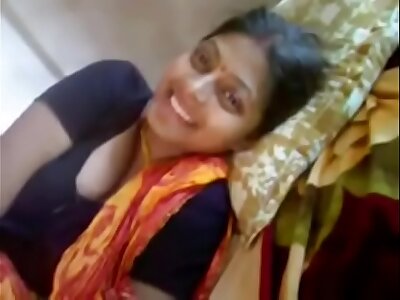 VID-20180724-PV0001-Miryalaguda (IT) Telugu 30 yrs venerable partial concerning hot and sexy housewife aunty showing her distinctive of her husband in cot sex porn pic