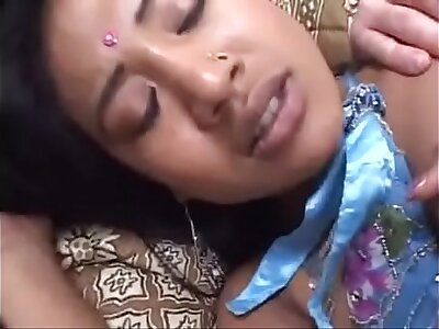 Indian Hot Hoe Wife Puja Fucked Overwrought A Wan Giving Horseshit Be advantageous to Money
