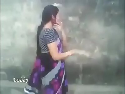 indian hot aunty surrounding saree alfresco drag inflate together with titty unnerve