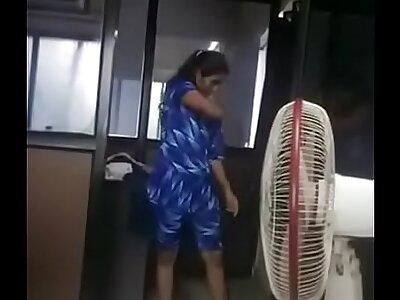 indian tamil girl adithi changed her dress with reference to office infromt be advisable for her boss captured by her boss chit all about forbear leave the office