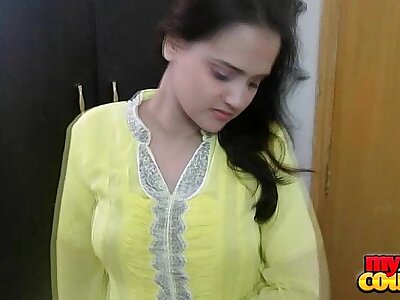 indian sexy sonia bhabhi scold